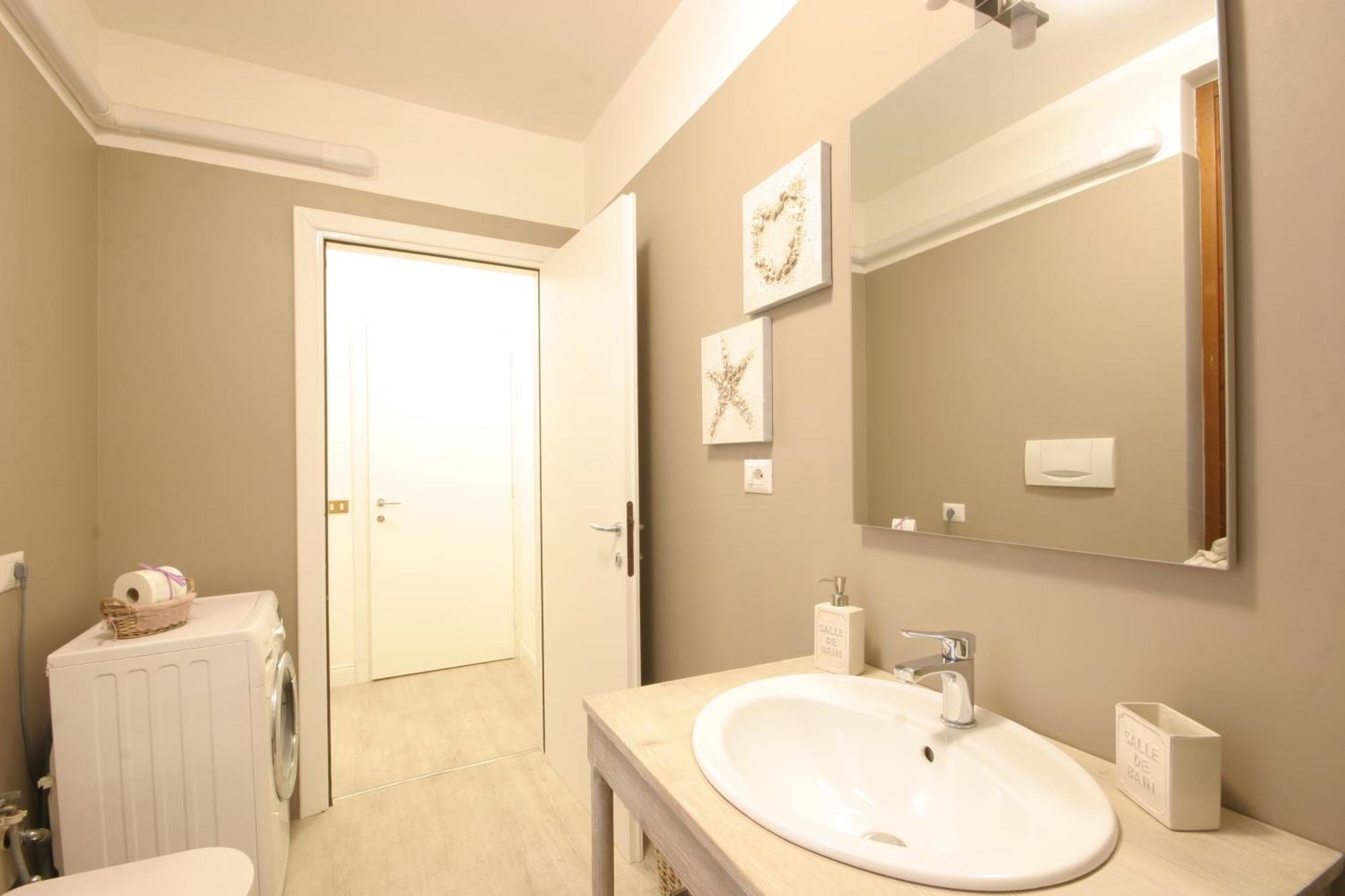 Violetta Maison, Elegante E Romantica A Salo' Apartment Exterior photo